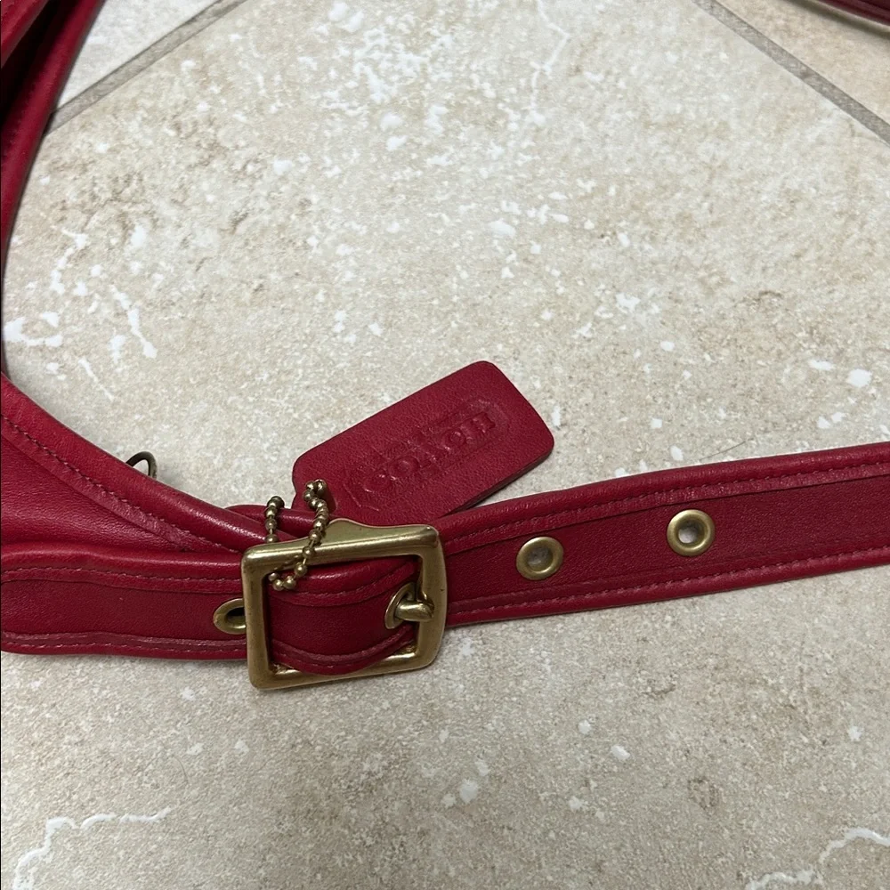 Coach Crimson Leather Shoulder Bag - Picture 4 of 5